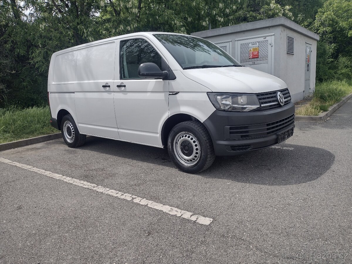 VW Transporter T6 2.0TDI - 8