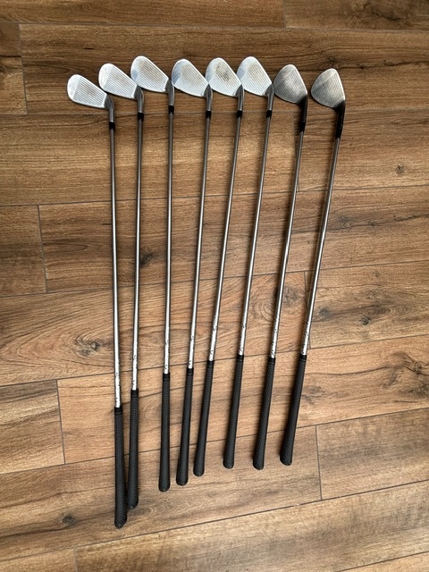Titleist T300 - LH - 8