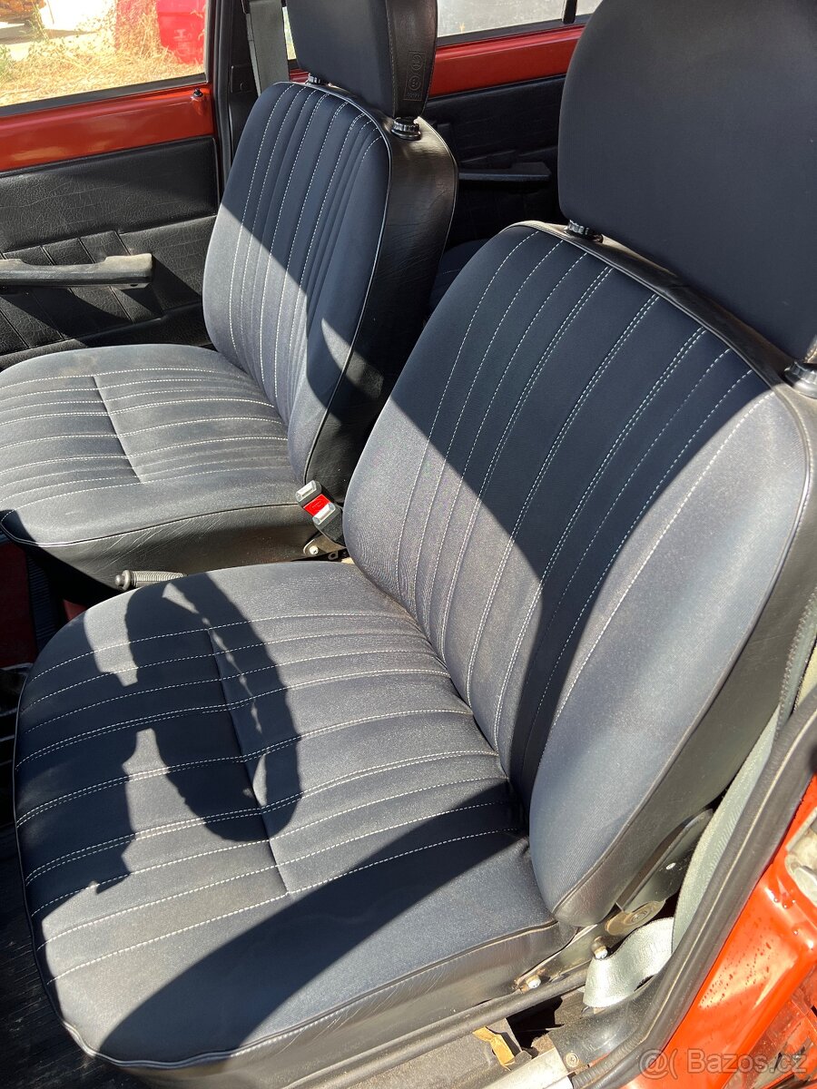Skoda 120L - 8