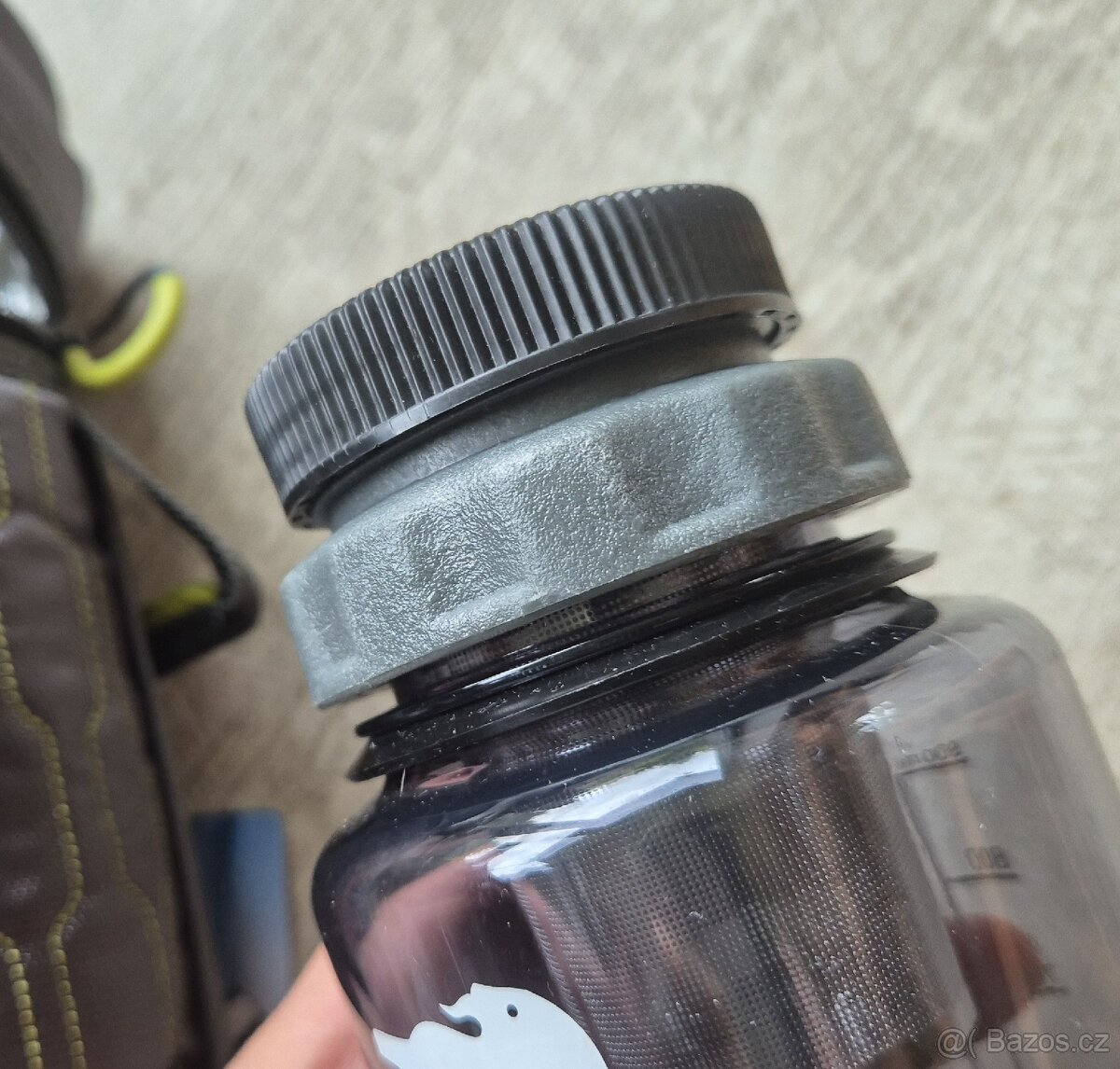 Lahev Nalgene 32oz s termoobalem a sítkem. - 8
