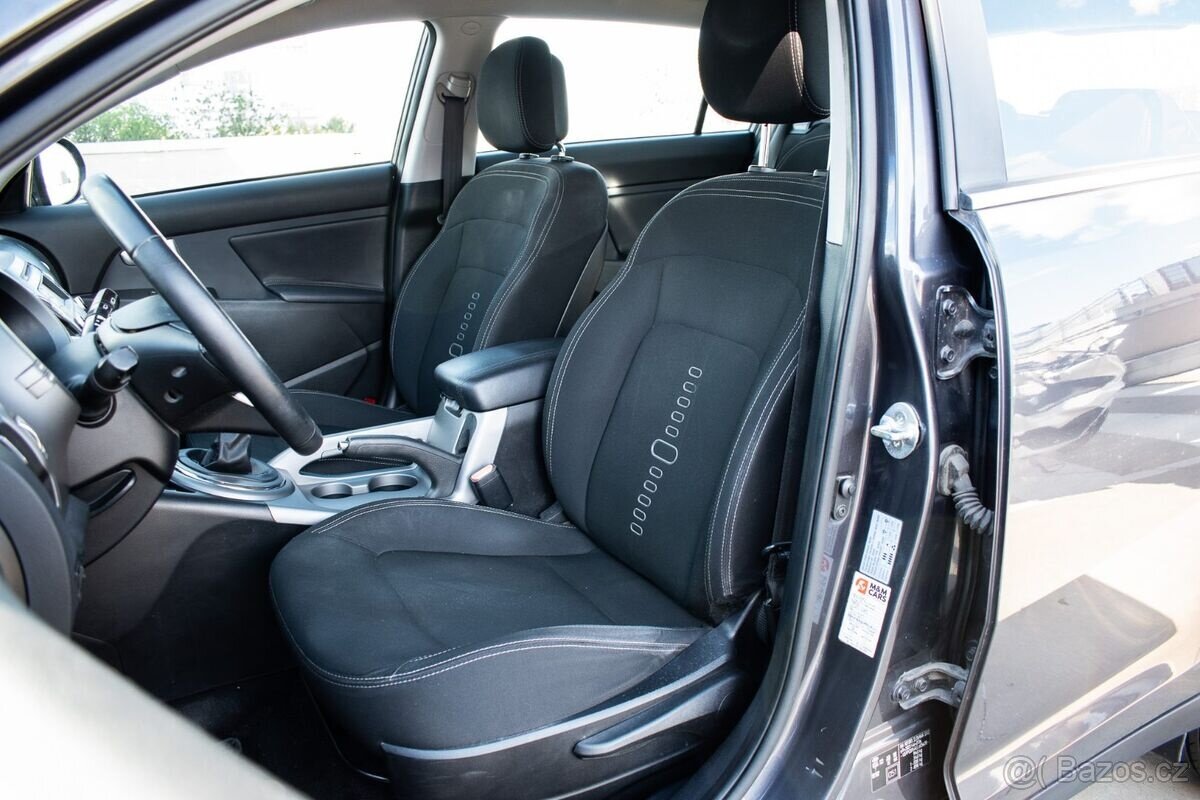 Kia Sportage 1.7 CRDi, 85kW (2015) - 8