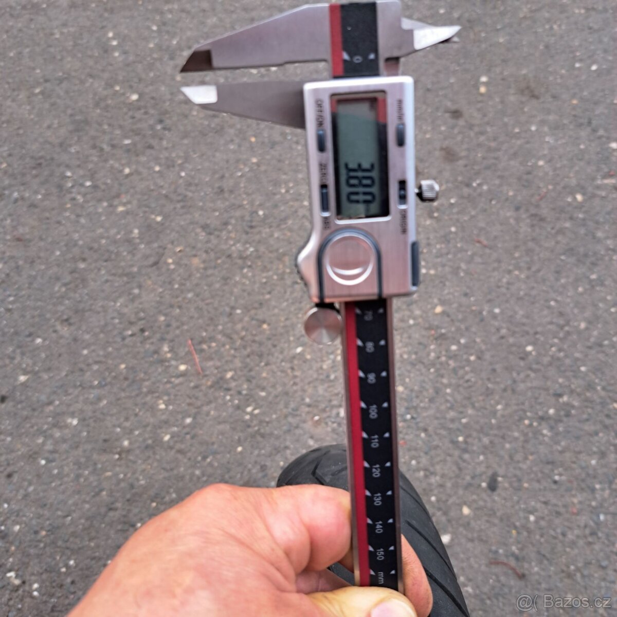 Pneumatiky Continental 90-90-21 a 150-70-18 Africa Twin - 8