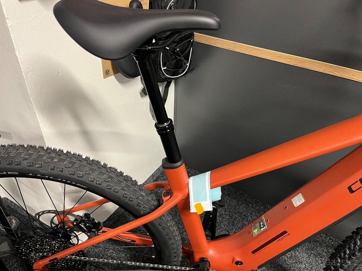 CUBE Reaction Hybrid RACE 800 vel.L 2026 NOVÝ MODEL or.mat - 8