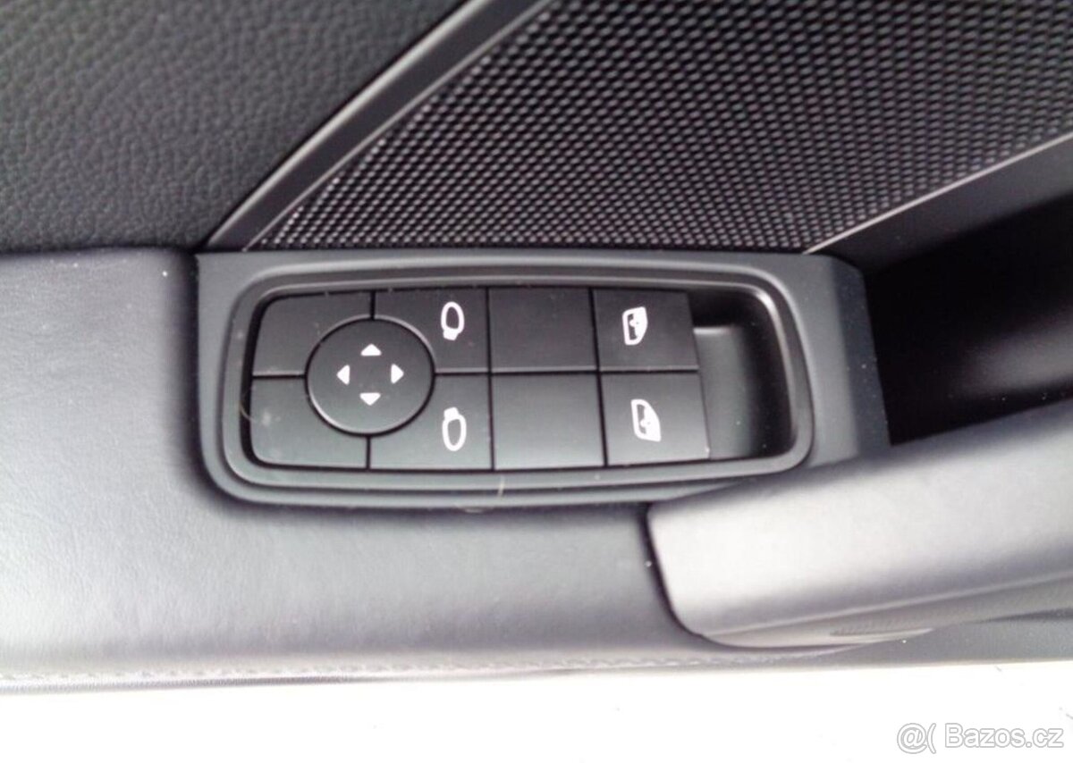 Porsche 911 Carrera benzín automat 283 kw - 8