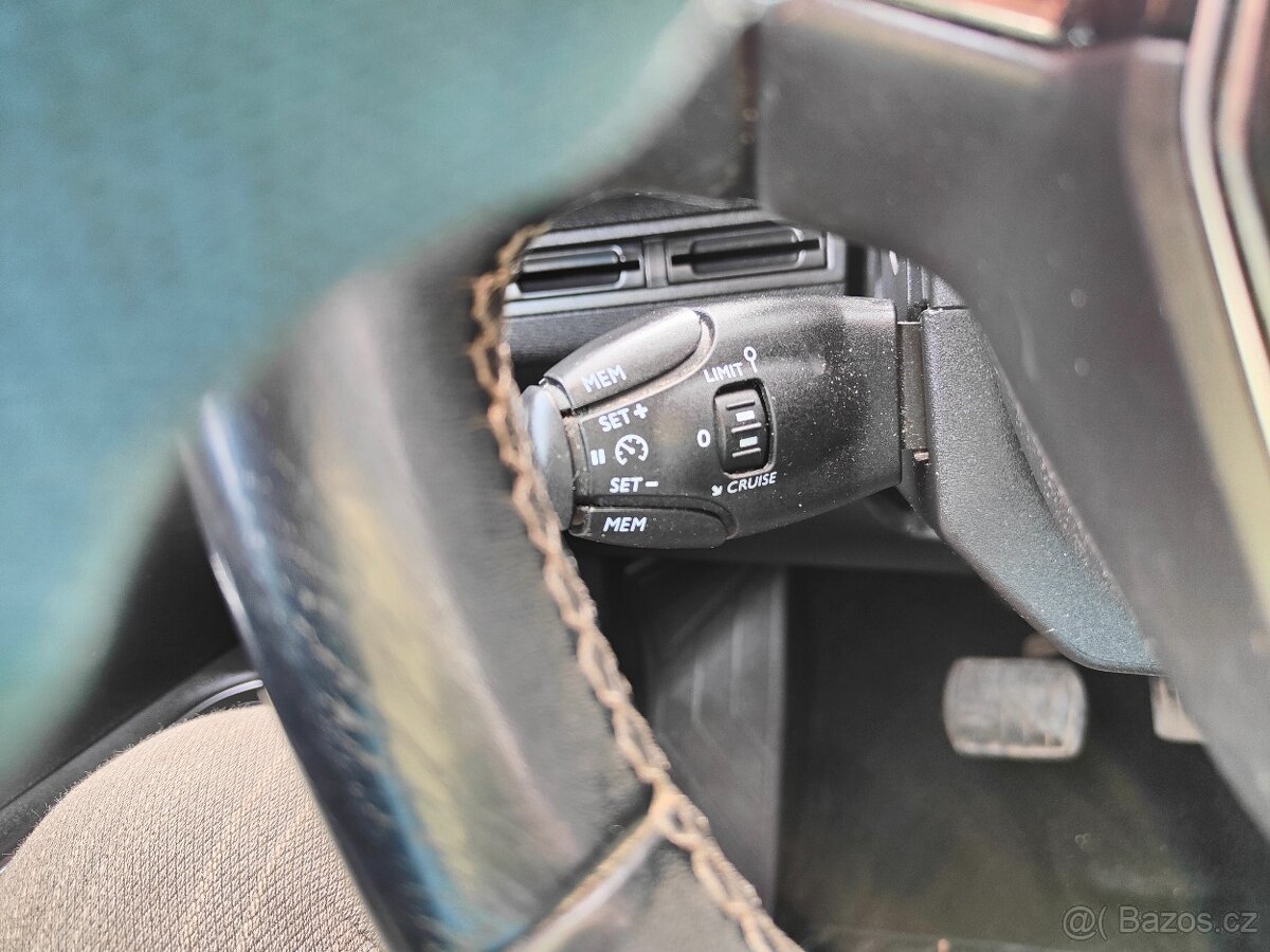 PEUGEOT 3008 1.2 PureTech 96kW, automat - 8