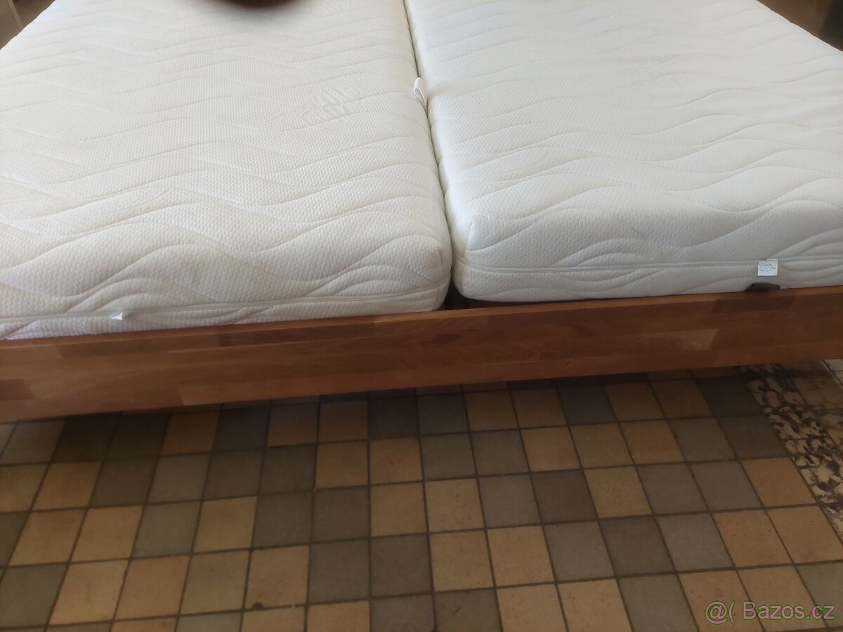 Manželská postel - 8