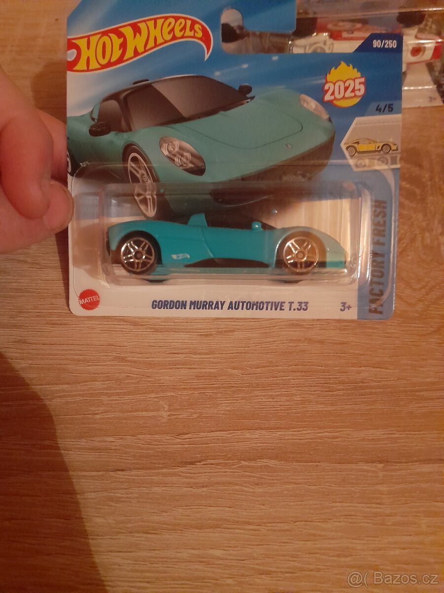 Prodam autíčko hot wheels/ matchbox - 8