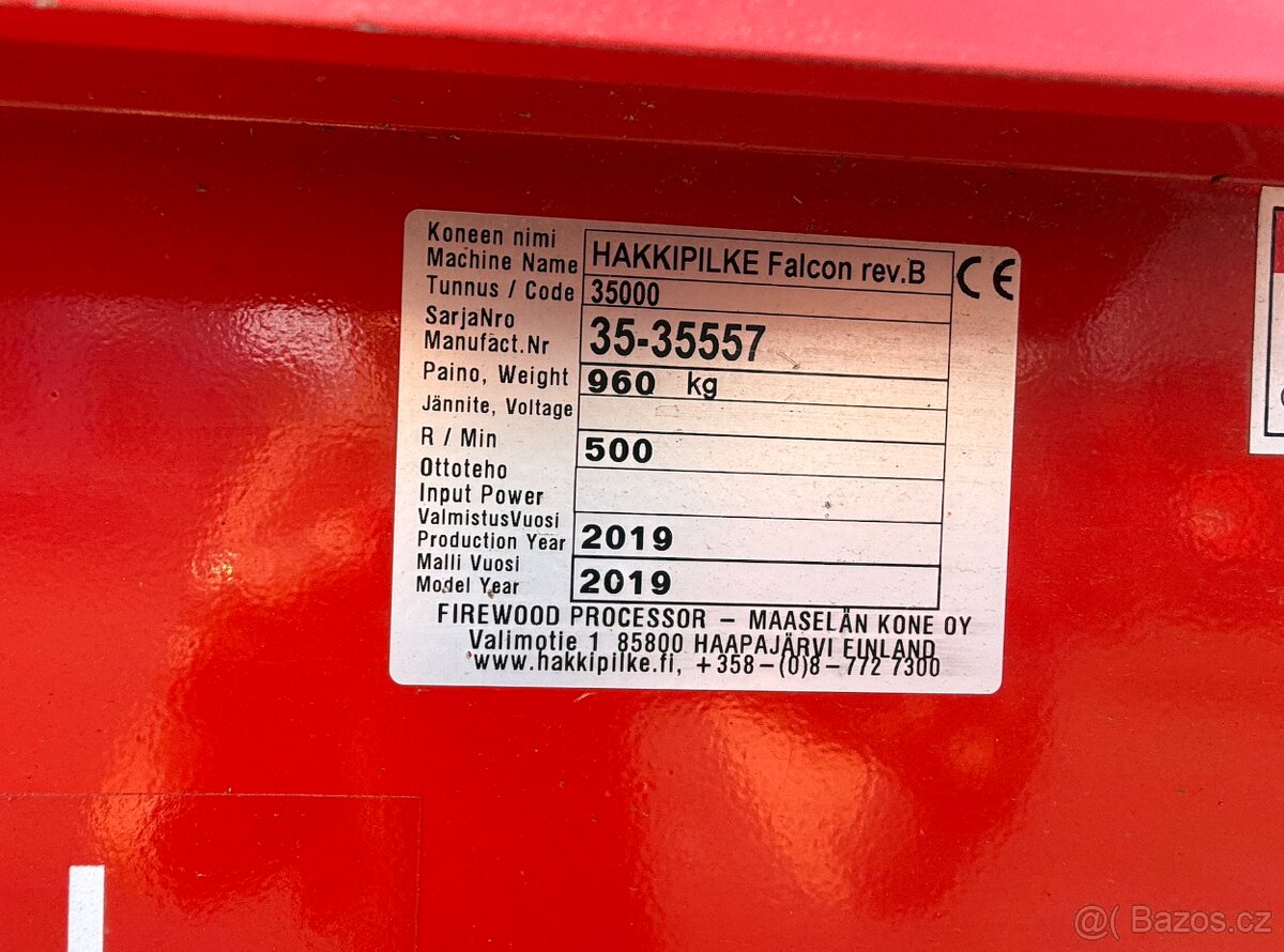 Štípací automat HakkiPilke Falcon 35 - 8