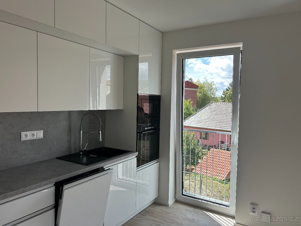 Pronájem bytu 2+kk 49 m² - 8