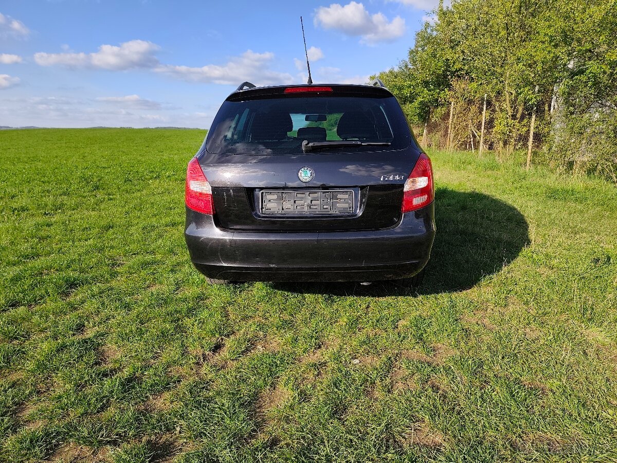 ŠKODA FABIA KOMBI SPORT 1.4 16V 63KW NOVÁ STK+OLEJ - 8