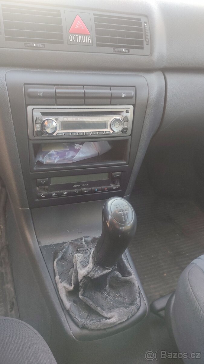 Škoda Octavia 1 1.6 75kw - 8