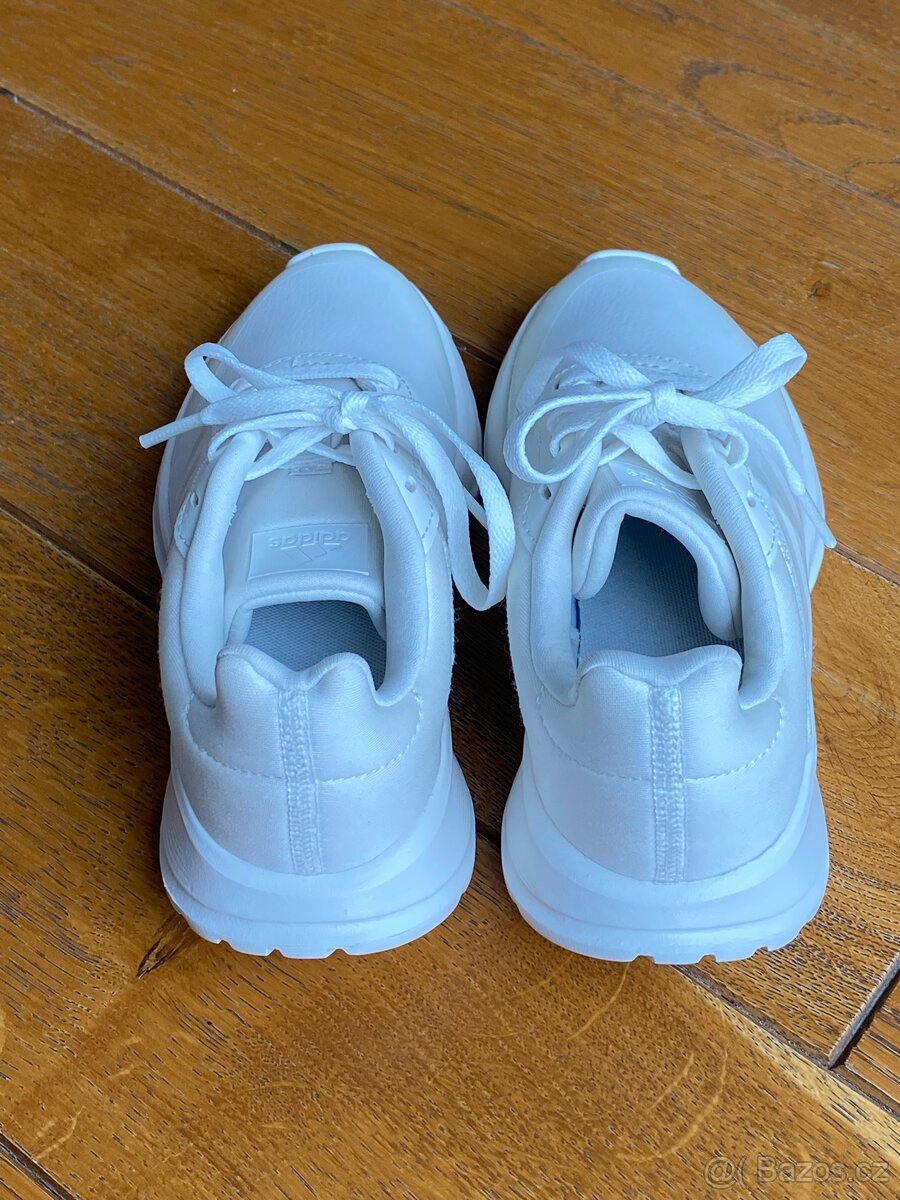 Dětské tenisky Adidas (nové), vel. 31 - 8