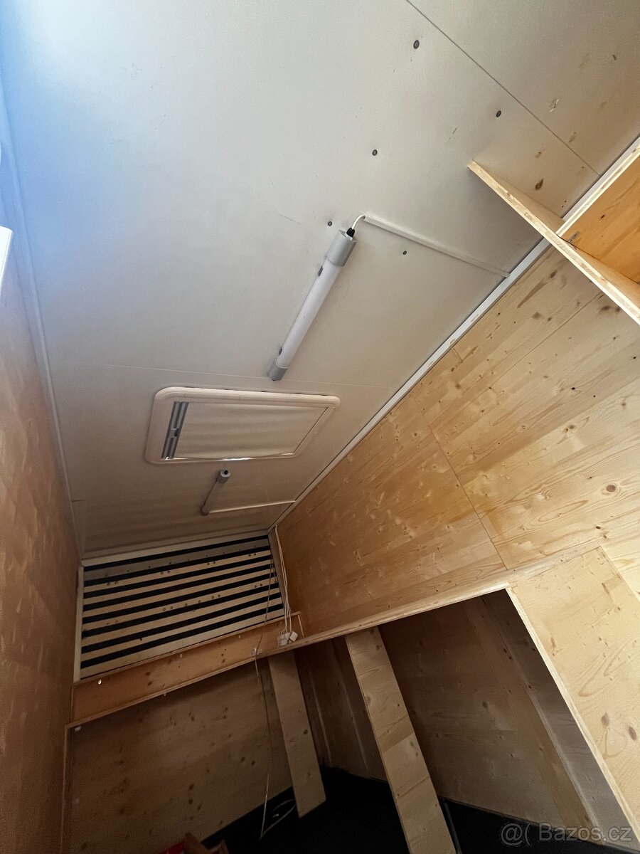 Pojizdný stánek (food truck) - 8