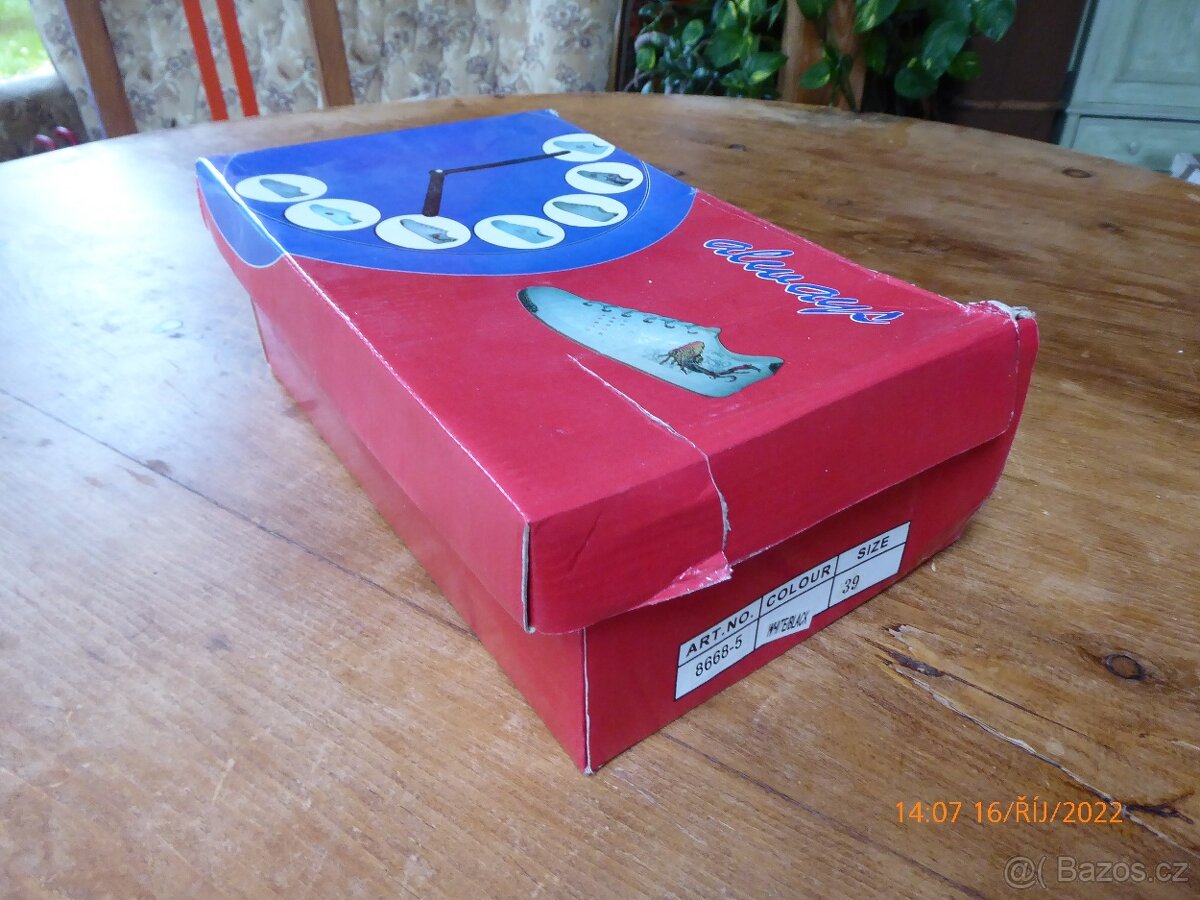 NOVÉ DÁMSKÉ/DÍVČÍ MÓDNÍ TENISKY - 8