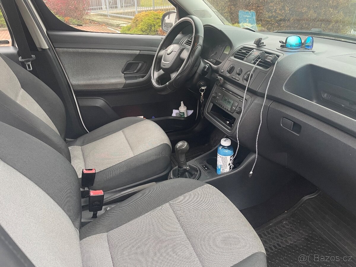 Škoda Roomster 1.4 16V 63kw r.v.2013 - 8
