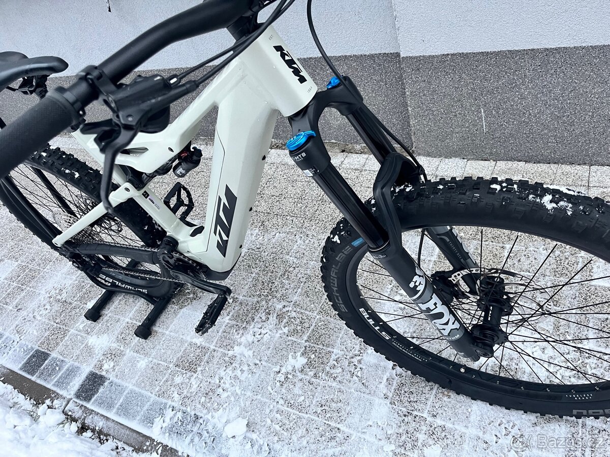 KTM Macina Kapoho 7972 Velikost L - 8