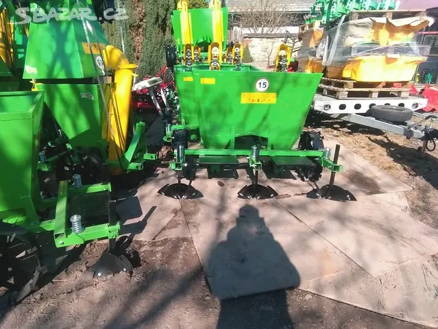 Sazeč brambor jednořádkový a dvouřádkový - 8