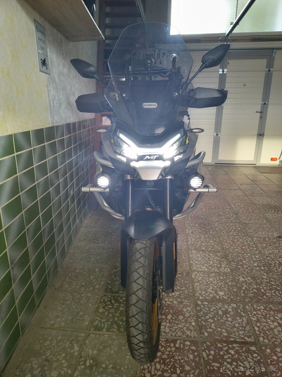 CF MOTO 800MT Touring EU5 - 8