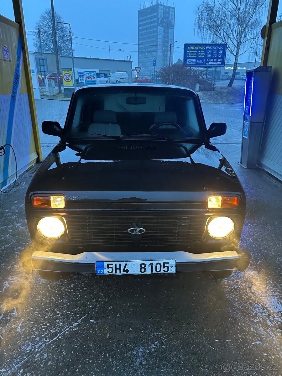 Lada Niva - 8