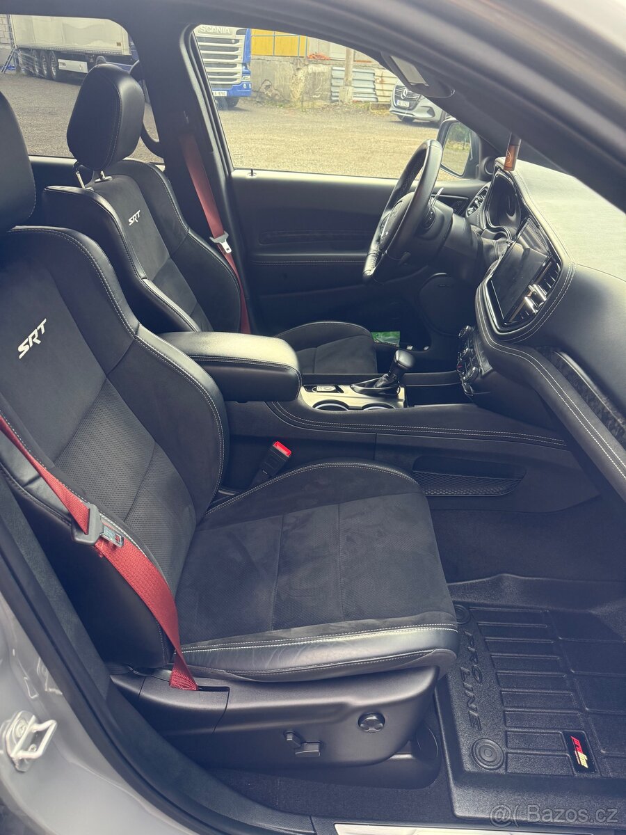 Dodge Durango SRT 6.4 top stav - 8