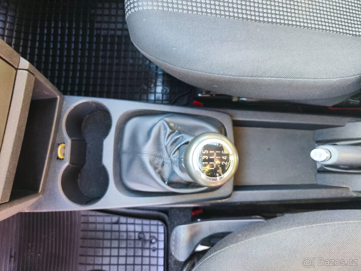 Opel Meriva - 8