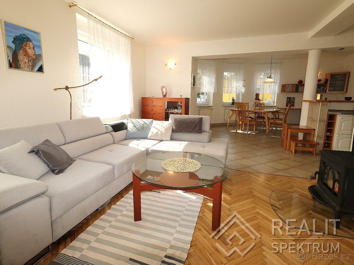 Žamberk-Moderní Rodinný Dům s Vilovým Efektem - 8