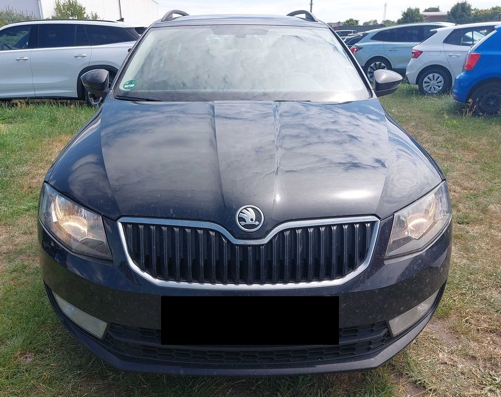 Škoda OCTAVIA combi 1.2Tsi 81KW 5/2016 178tkm VYHŘ. SEDADEL - 8