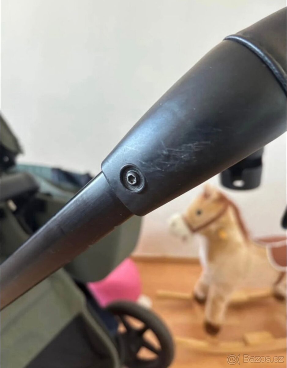 kočárek Bugaboo donkey 5 - 8