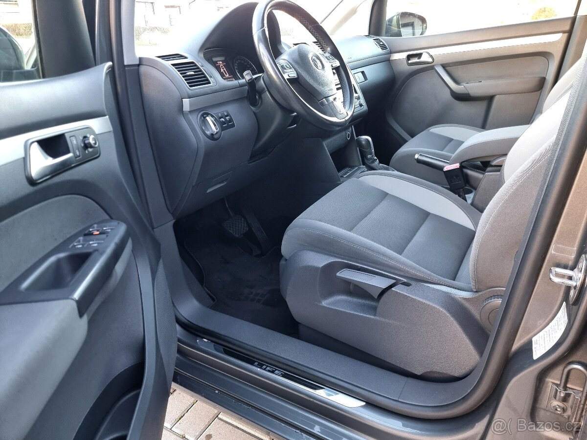 Touran 2013 Edice Life 1.4tsi DSG - 8