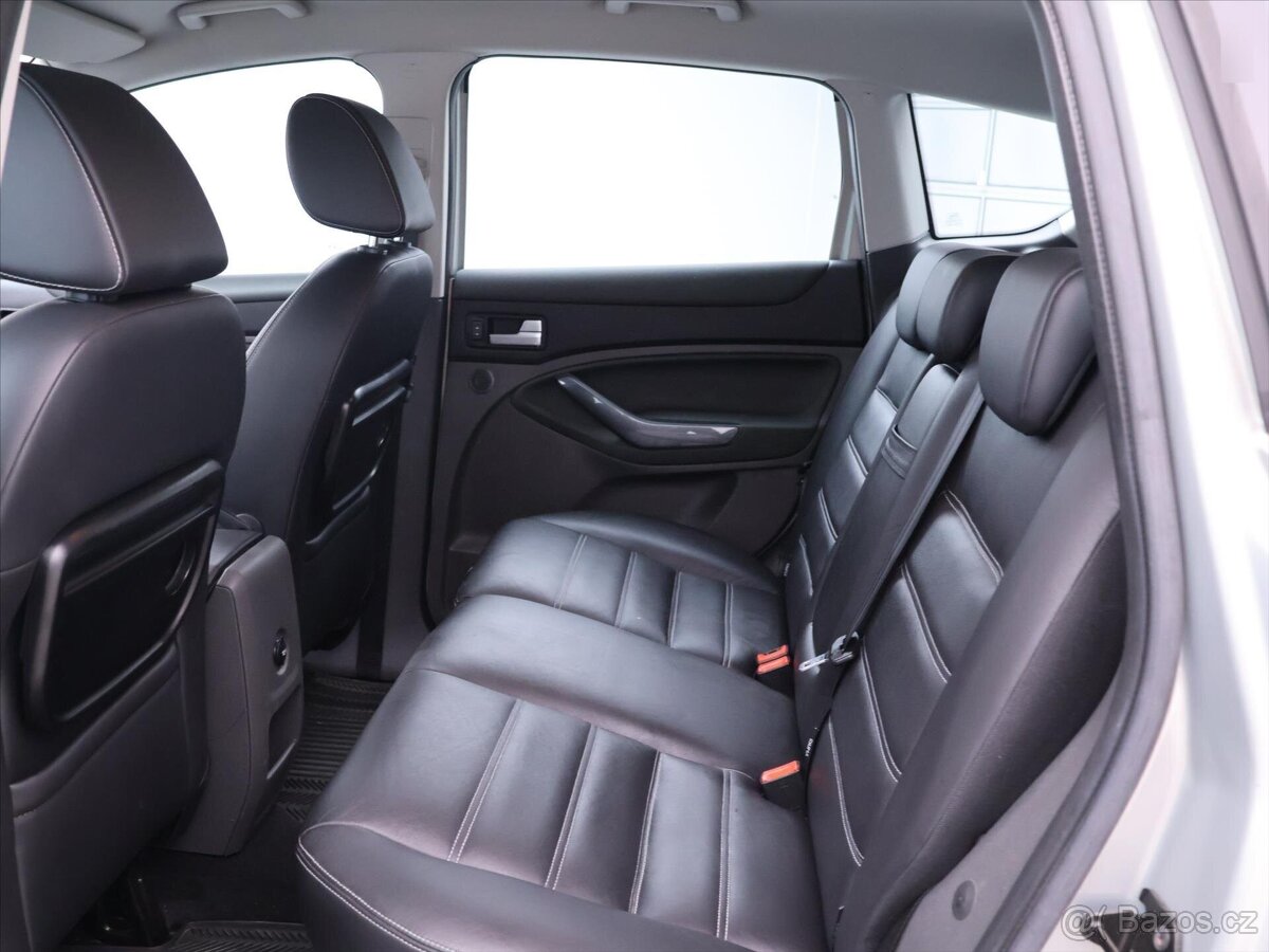 Ford Kuga 2,0 TDCI 100kW Titanium Kůže (2009) - 8