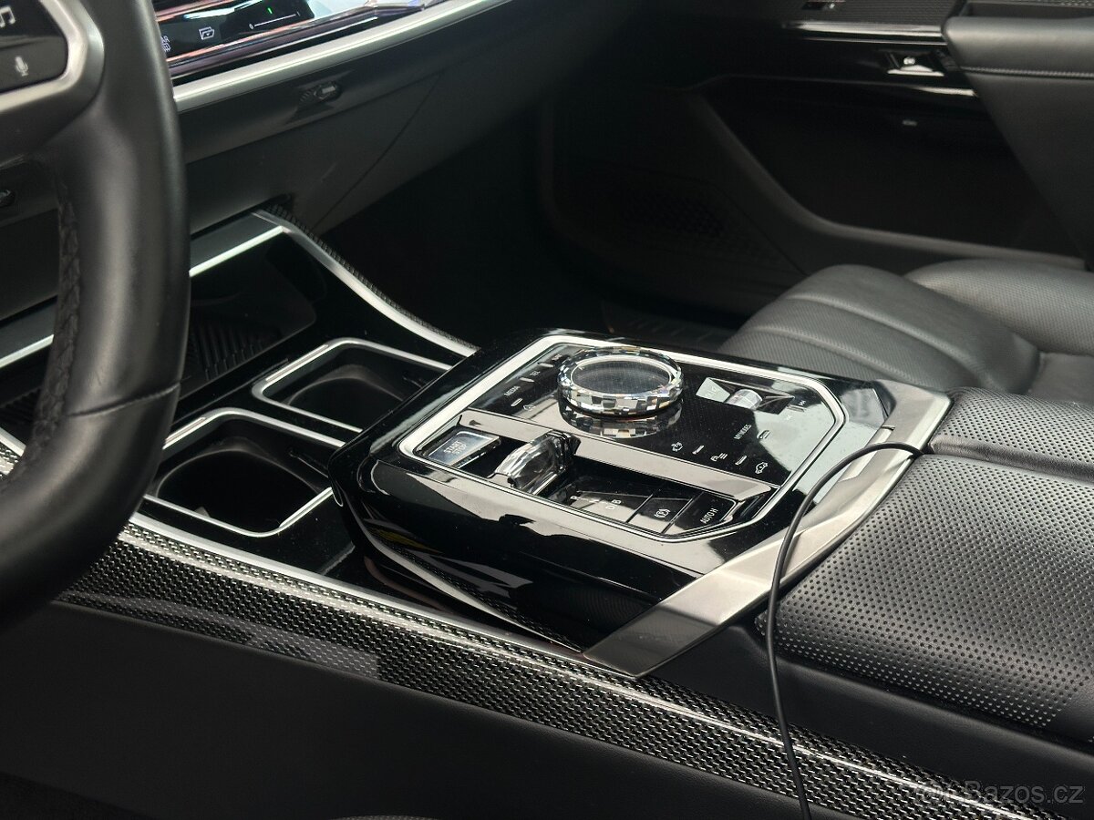BMW I7 2022 - 8