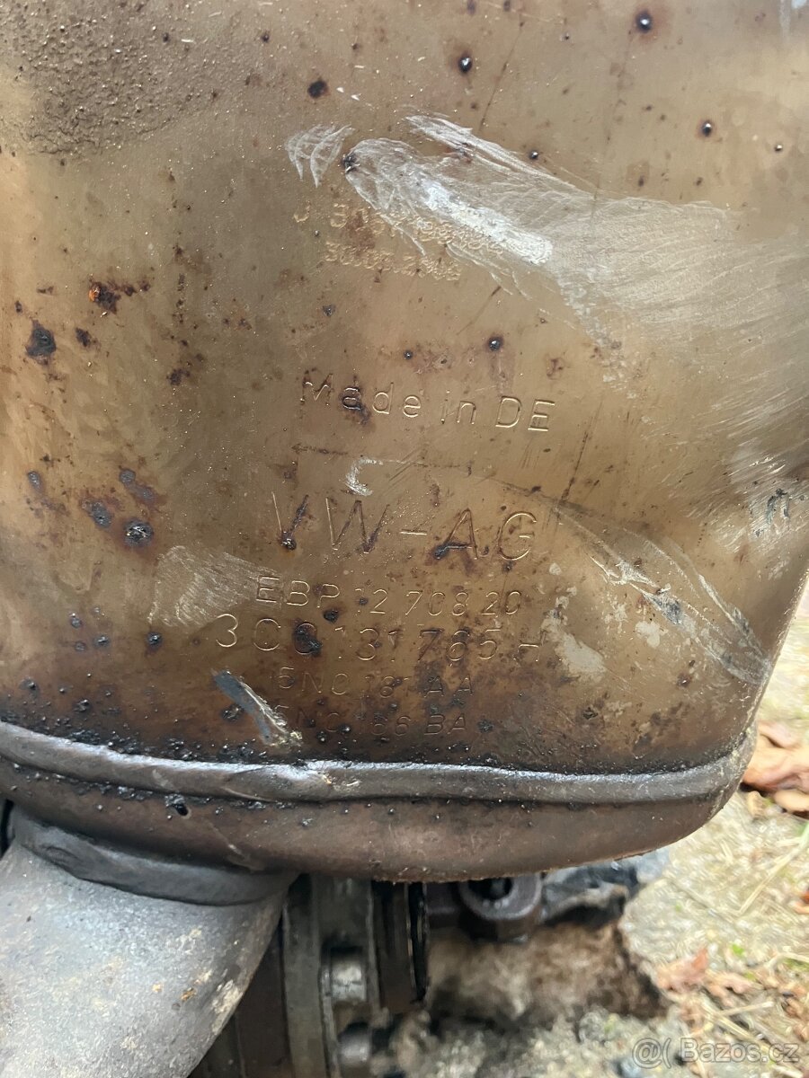 VW Passat 4x4 2.0 TDI 103 kw CBA - 8