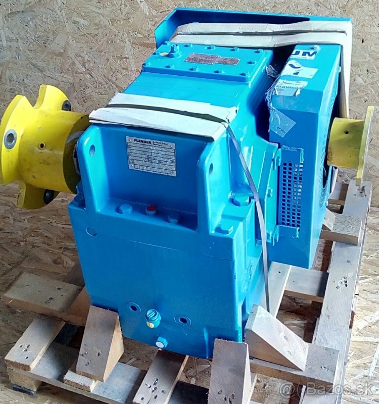 Pomaloběžné elektromotory s převodovkou - 8