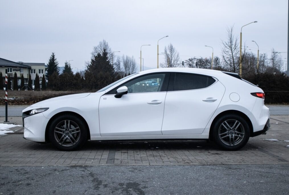 Mazda 3 90kW (2020). - 8