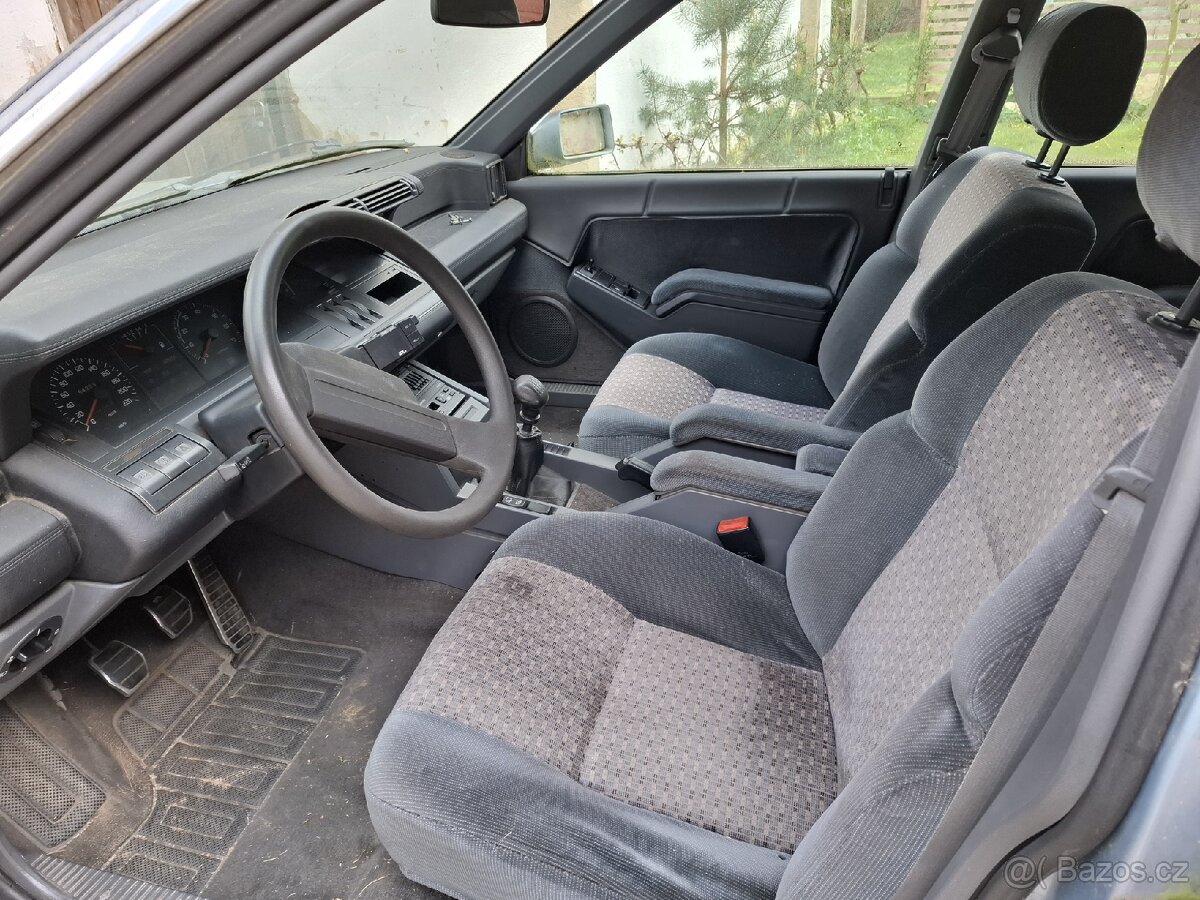 Sedačky Renault 25 - 8