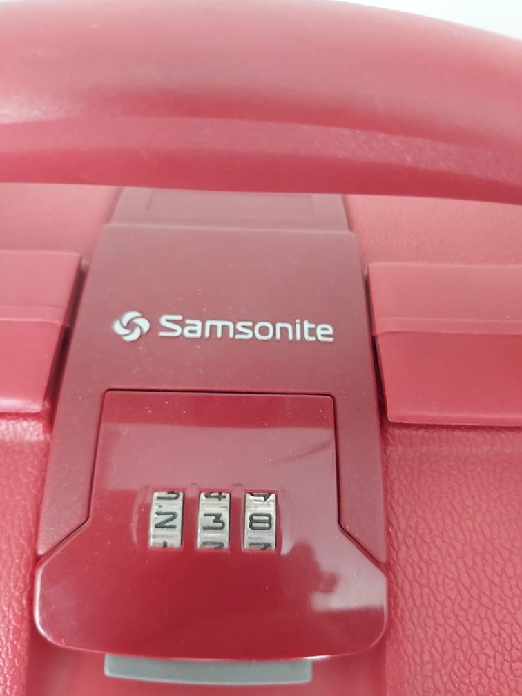 Kufřík Samsonite palubní zavazadlo,barva červená na kod - 8