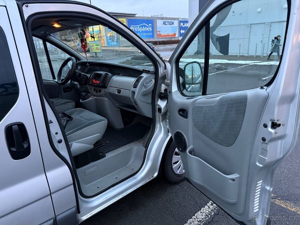 NISAN PRIMASTER 2,5. AVANTOUR 2004 r - 8