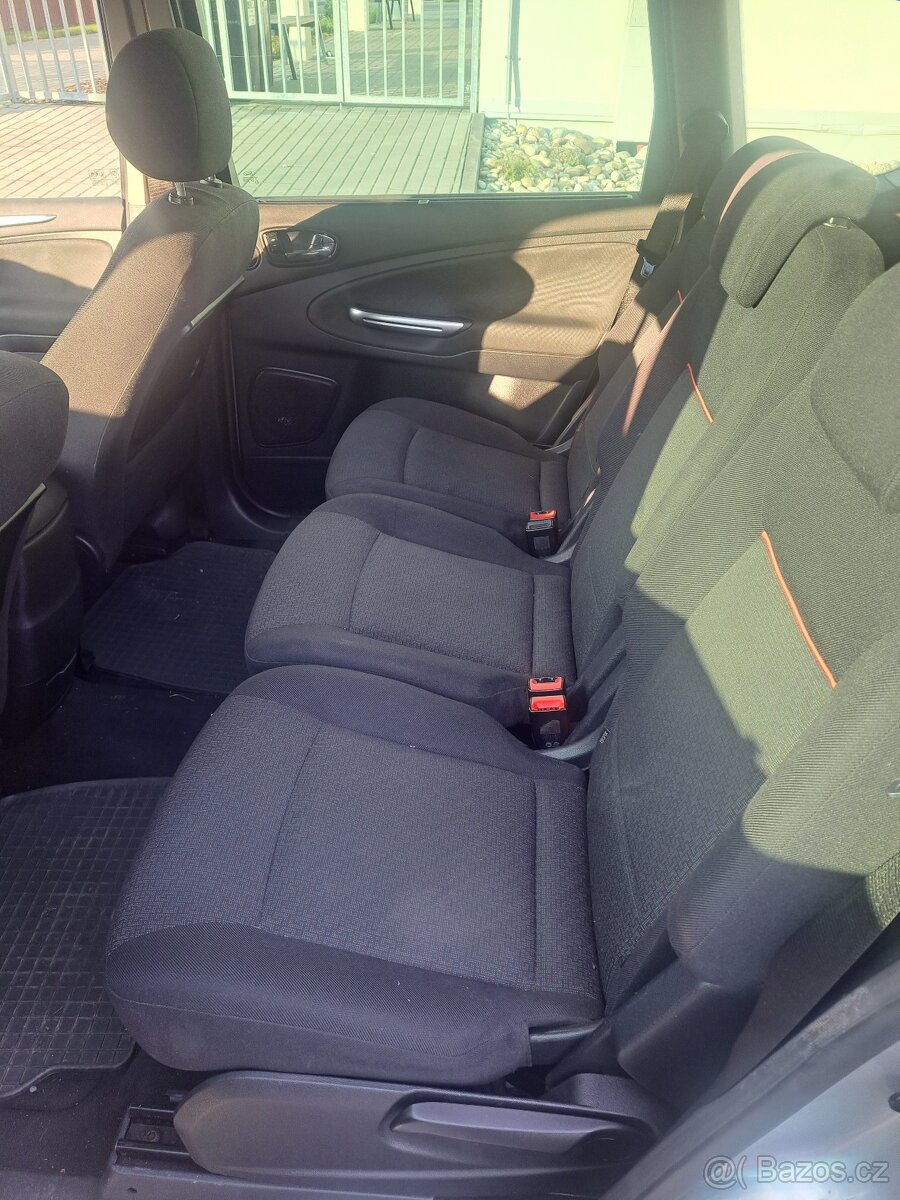 Prodám Ford S-MAX 7míst 2.0 TDCi 103kw - 8