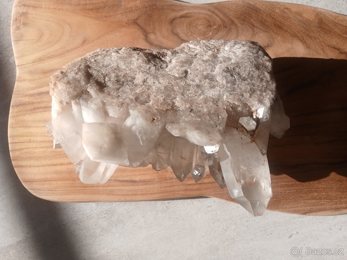 Himalájský křišťál, velká drůza 3kg - 8