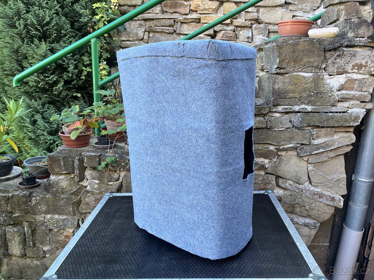 Mackie Thump 15 + obal - 8