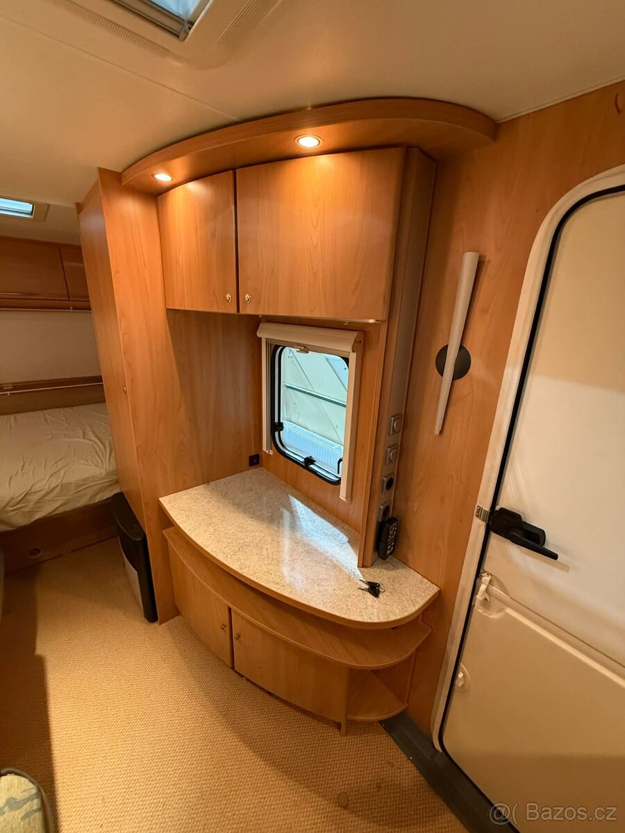 Bürstner Ventana 410 TS - 8