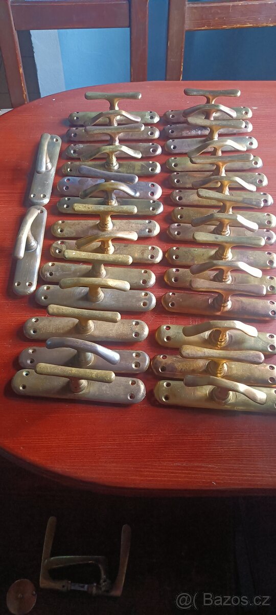 Mosazné kování ,kliky kličky - 8