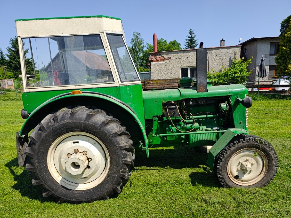 Traktor Zetor Super 50 - 8