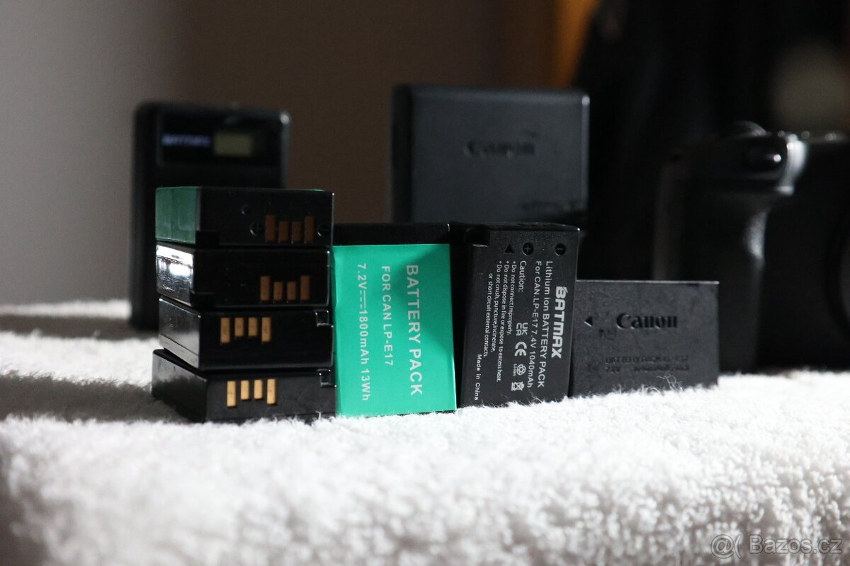 Canon RP + Příslušenství + 7 baterií - 8