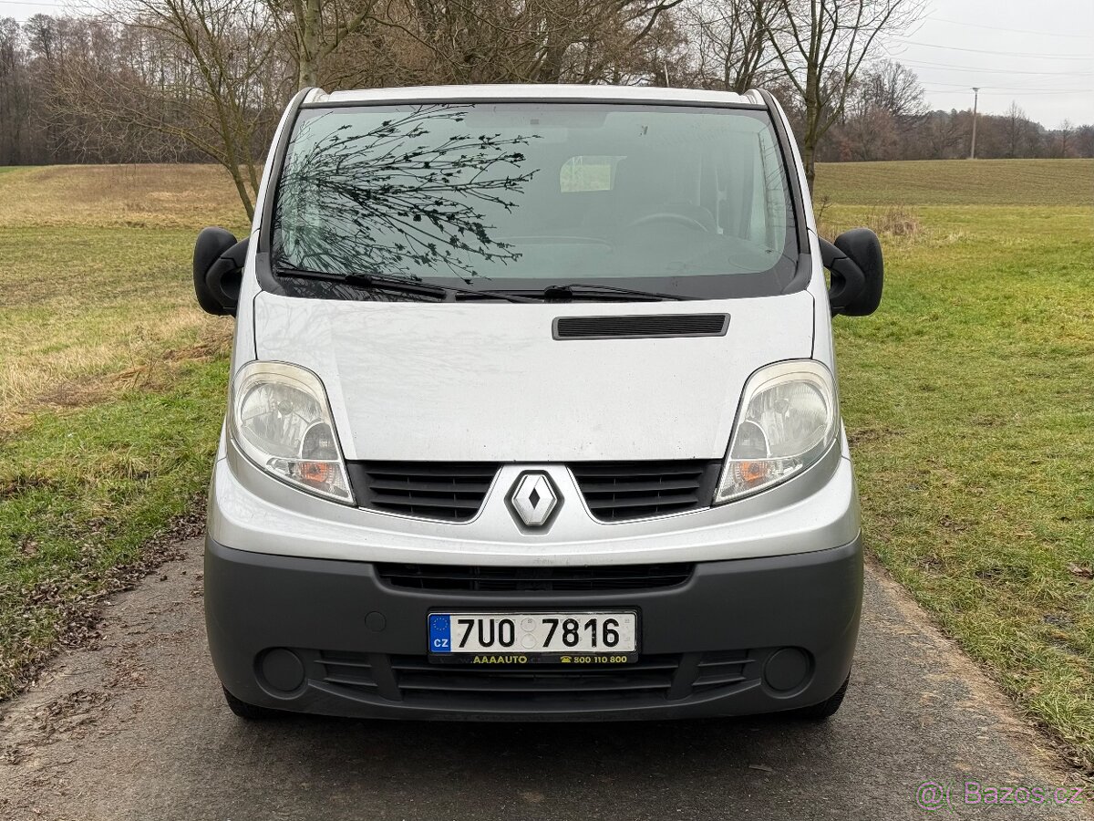 Renault Trafic 2.0 CDTi 84kw - 6 míst / tažné - 8