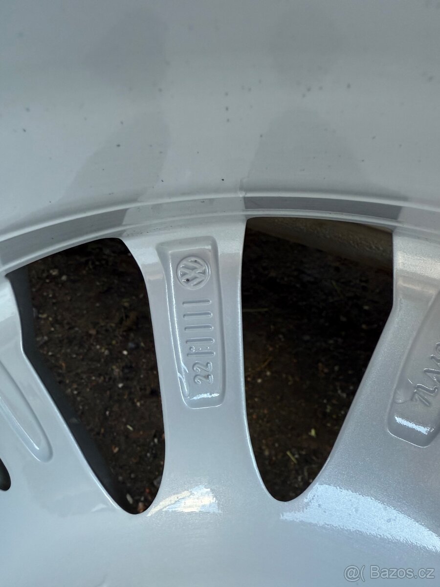 VW Transporter kola R 17 5x120 - 8