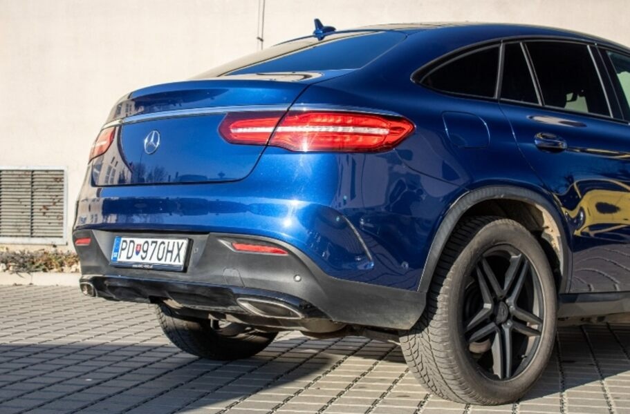 Mercedes-Benz GLE 400 4MATIC AMG - 8