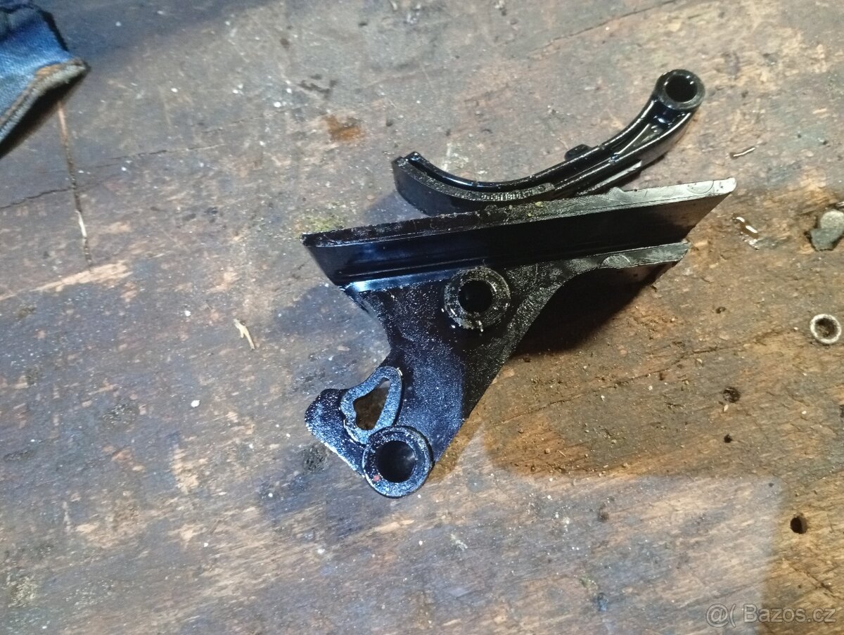 Vodící lišta rozvodového řetězu Sprinter 312, 212, 412 - 8