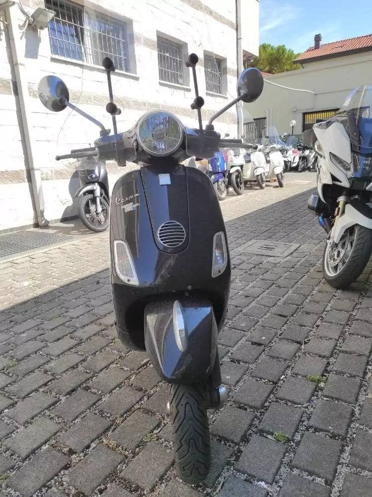 Náhradní díly a a doplňky VESPA - 8