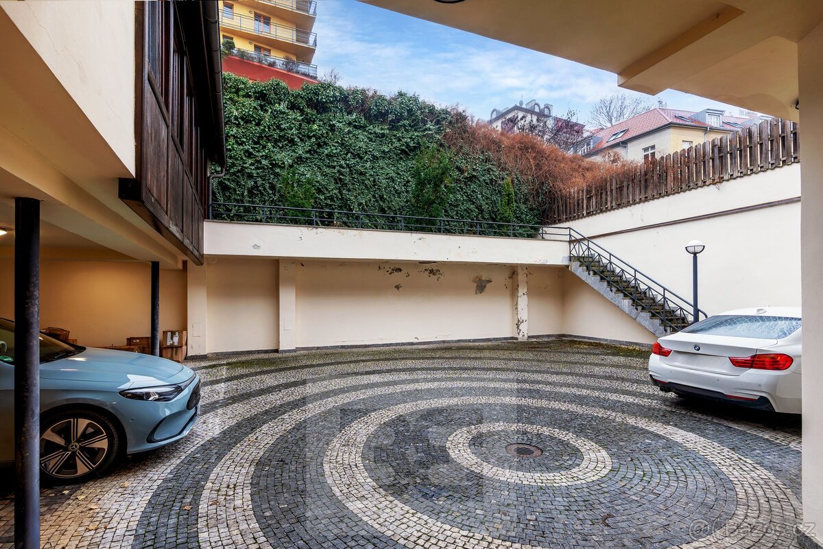 Prodej činžovního domu 515 m², Praha - Břevnov, ev.č. N08659 - 8